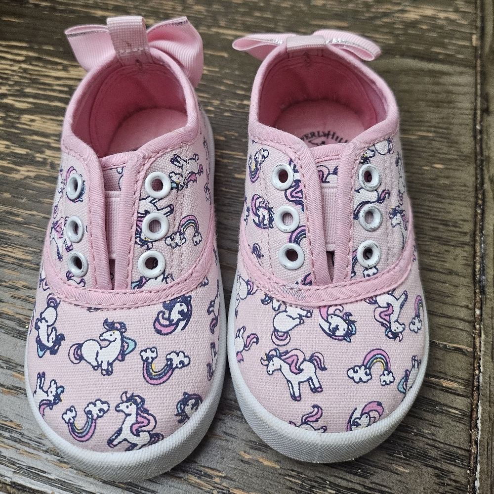 🌸Beverly Hills Polo club baby girl pink unicorn shoes size 6